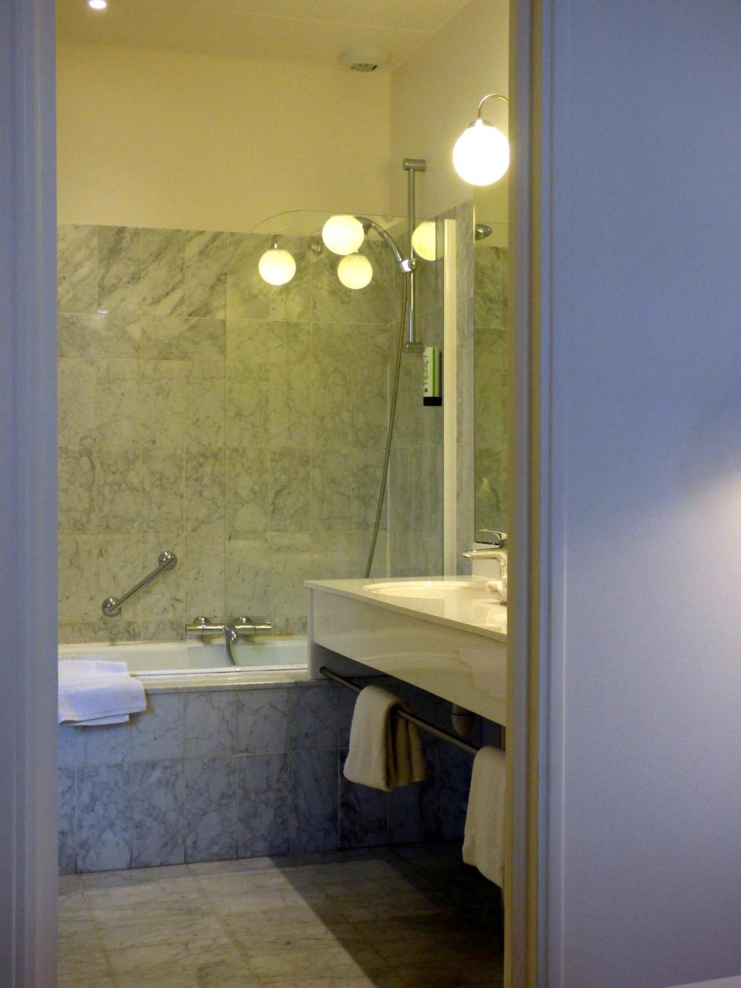 Hotel La Tonnellerie Beaugency Buitenkant foto